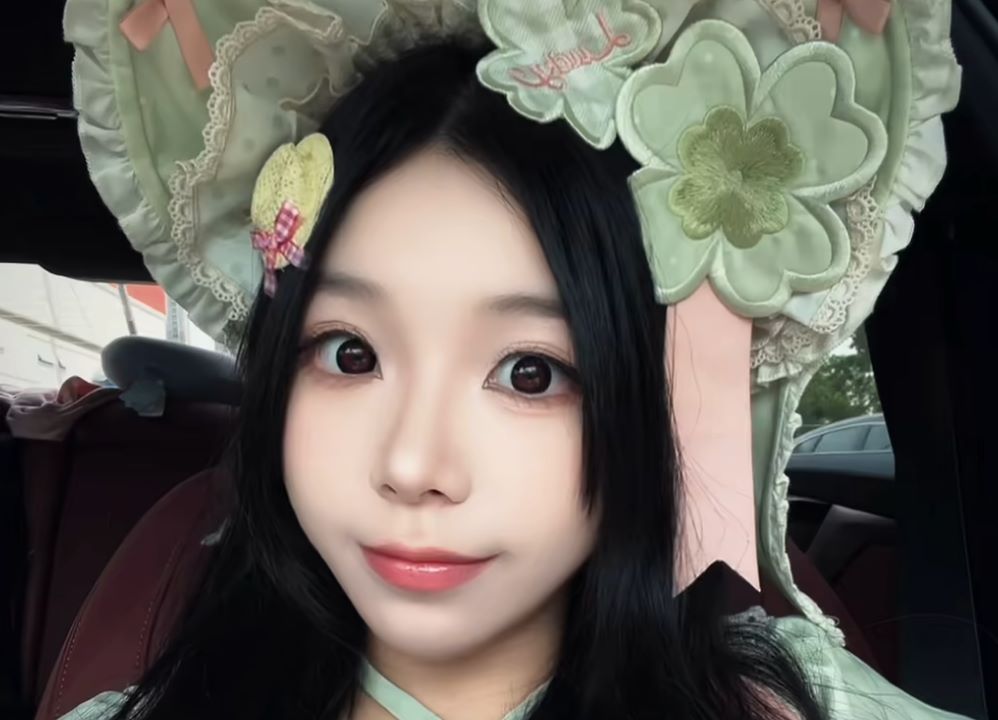 无颜小天使wy和自闭颜球球是同一个人吗,长着圆脸的网红Coser