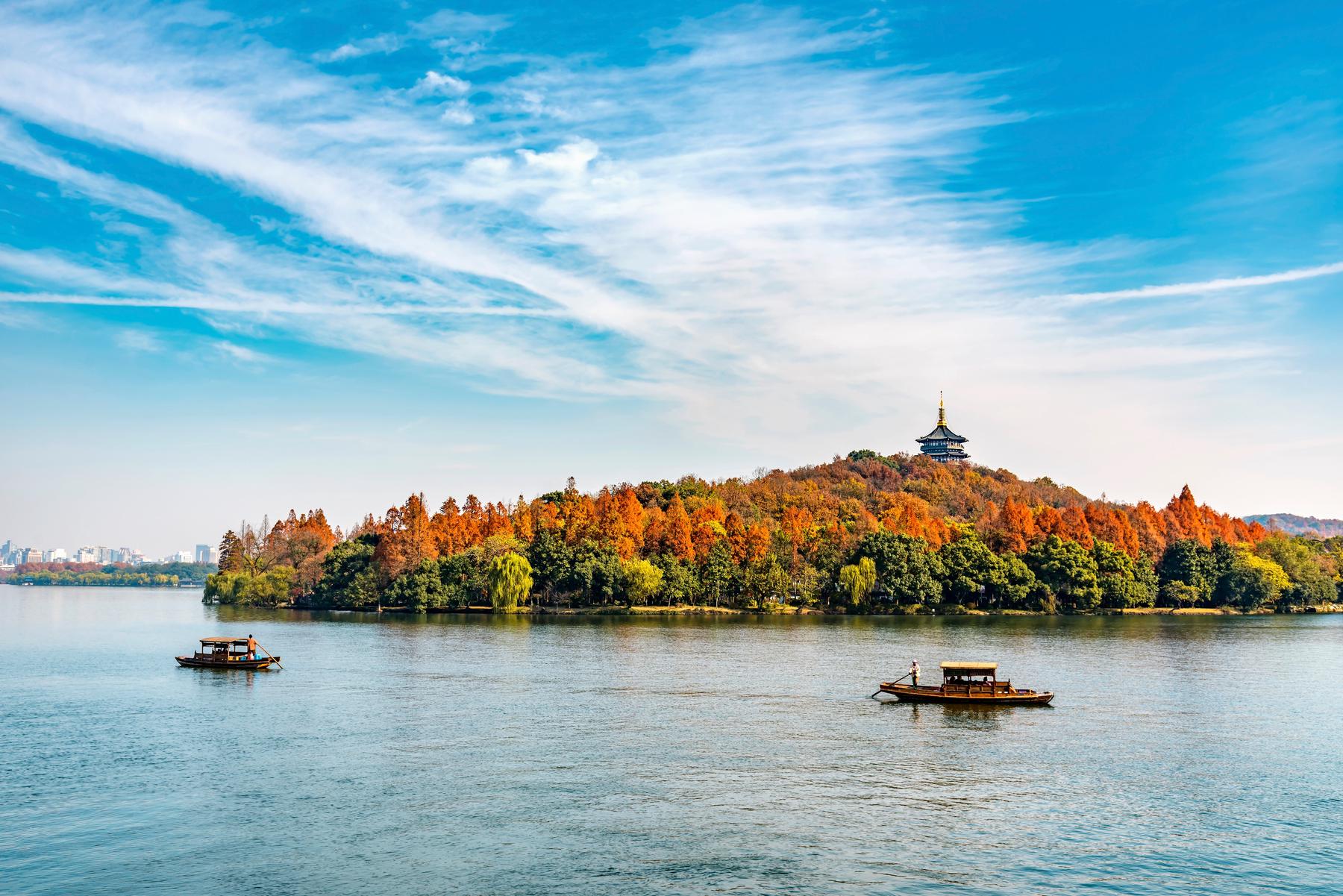 浙江旅游必去十大景点推荐(浙江旅游必去十大景点推荐乌镇)