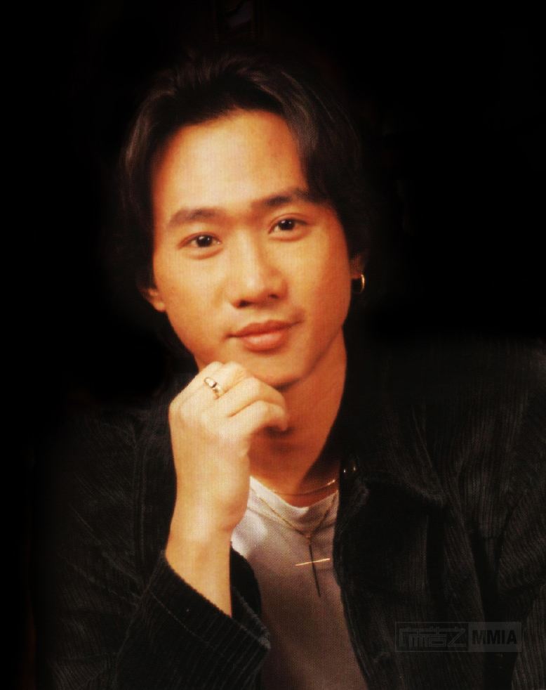 黄家驹墓碑毁坏案宣判:法律严惩不敬之举,维护社会公序良俗