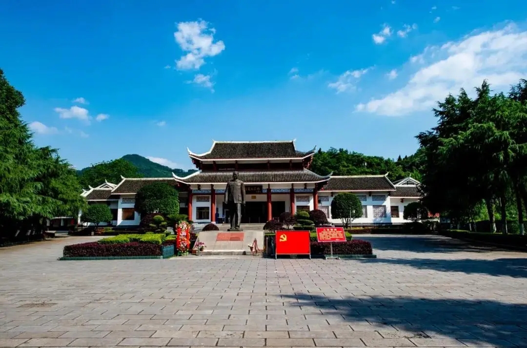 九天洞:"亚洲第一洞"贺龙故居峰峦溪国家森林公园溇水风景区西界生态