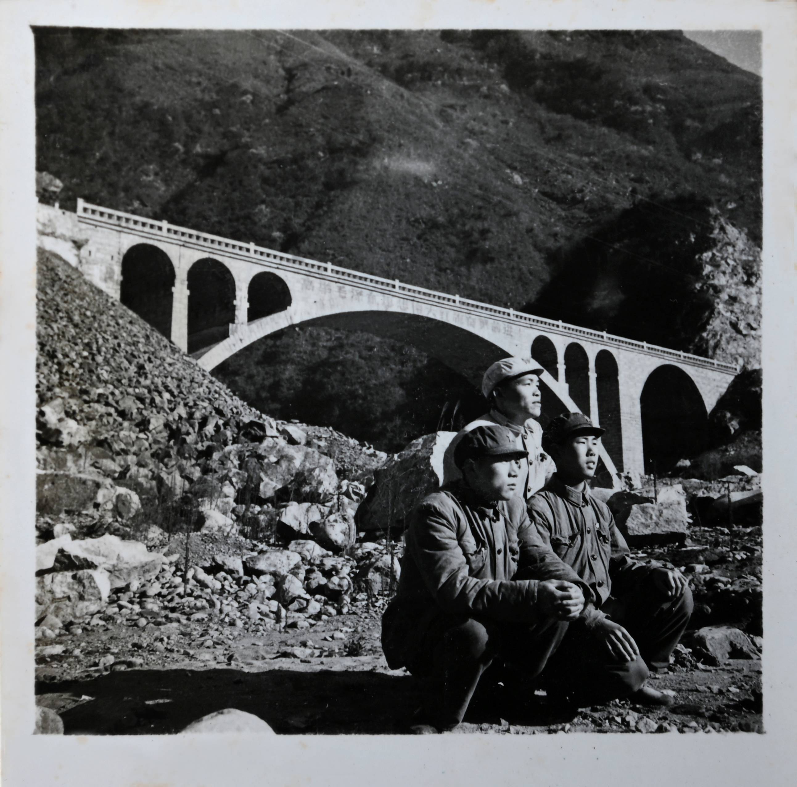 1955-66年,我的父亲和他的铁道兵战友们