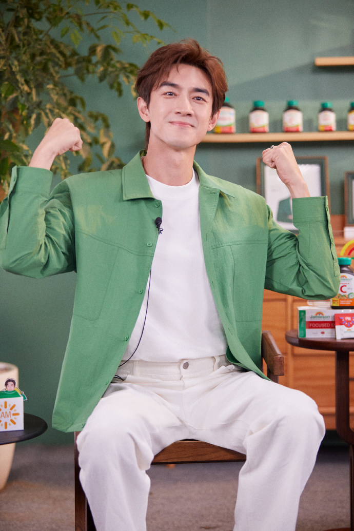 林更新厉害了!不仅是博士还是老板,名下关联多家企业