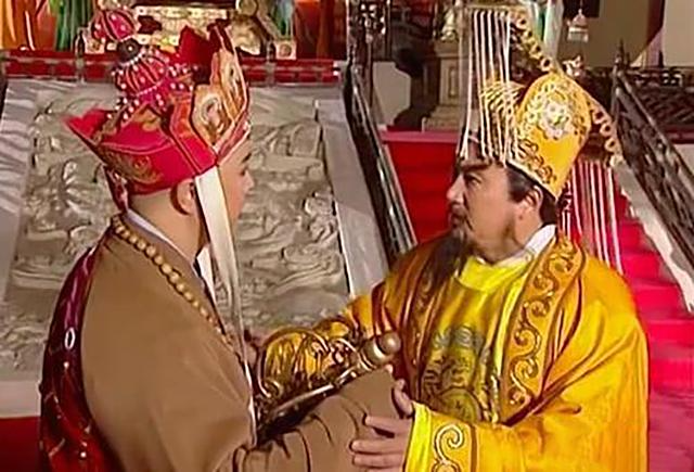 西游记结尾,八大金刚停在长安城上空没有进城,是因为不敢进去吗