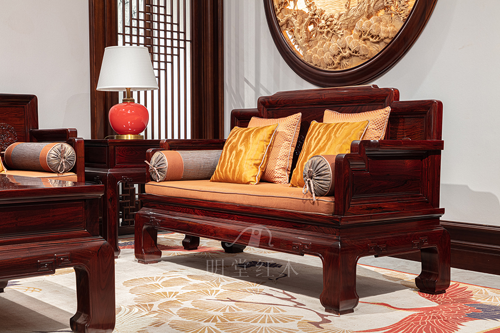 中式原木整装新风尚:明堂家居的匠心独运