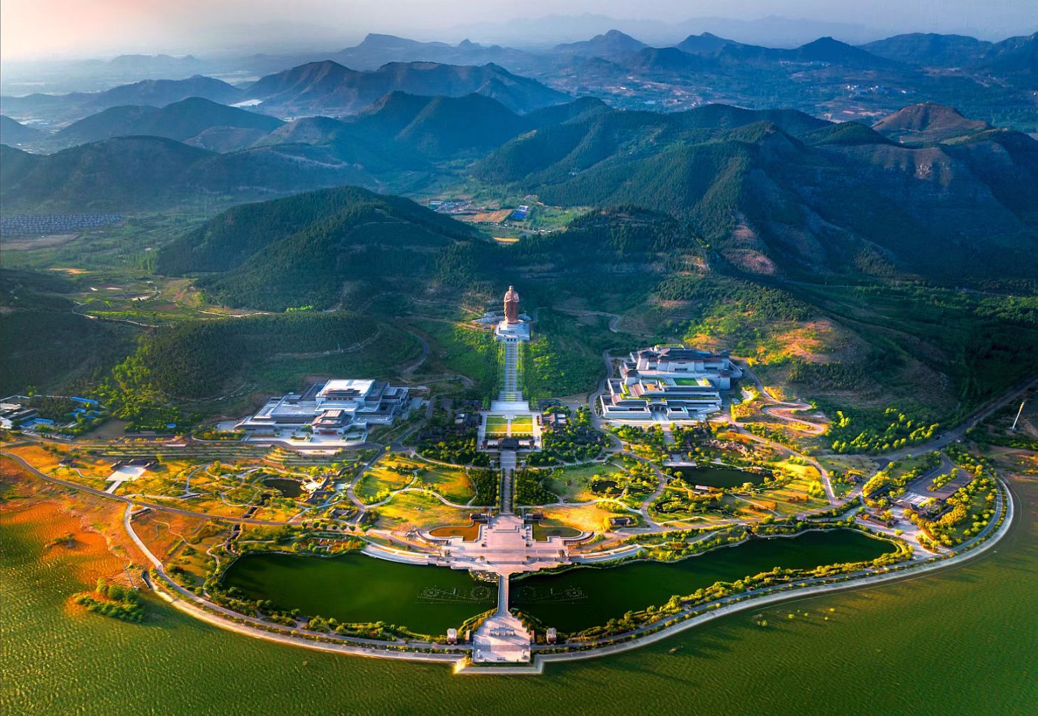 尼山:传统文化与现代文明的交响乐章