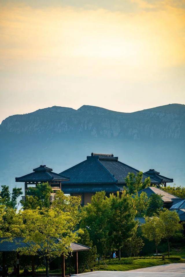 尼山:传统文化与现代文明的交响乐章