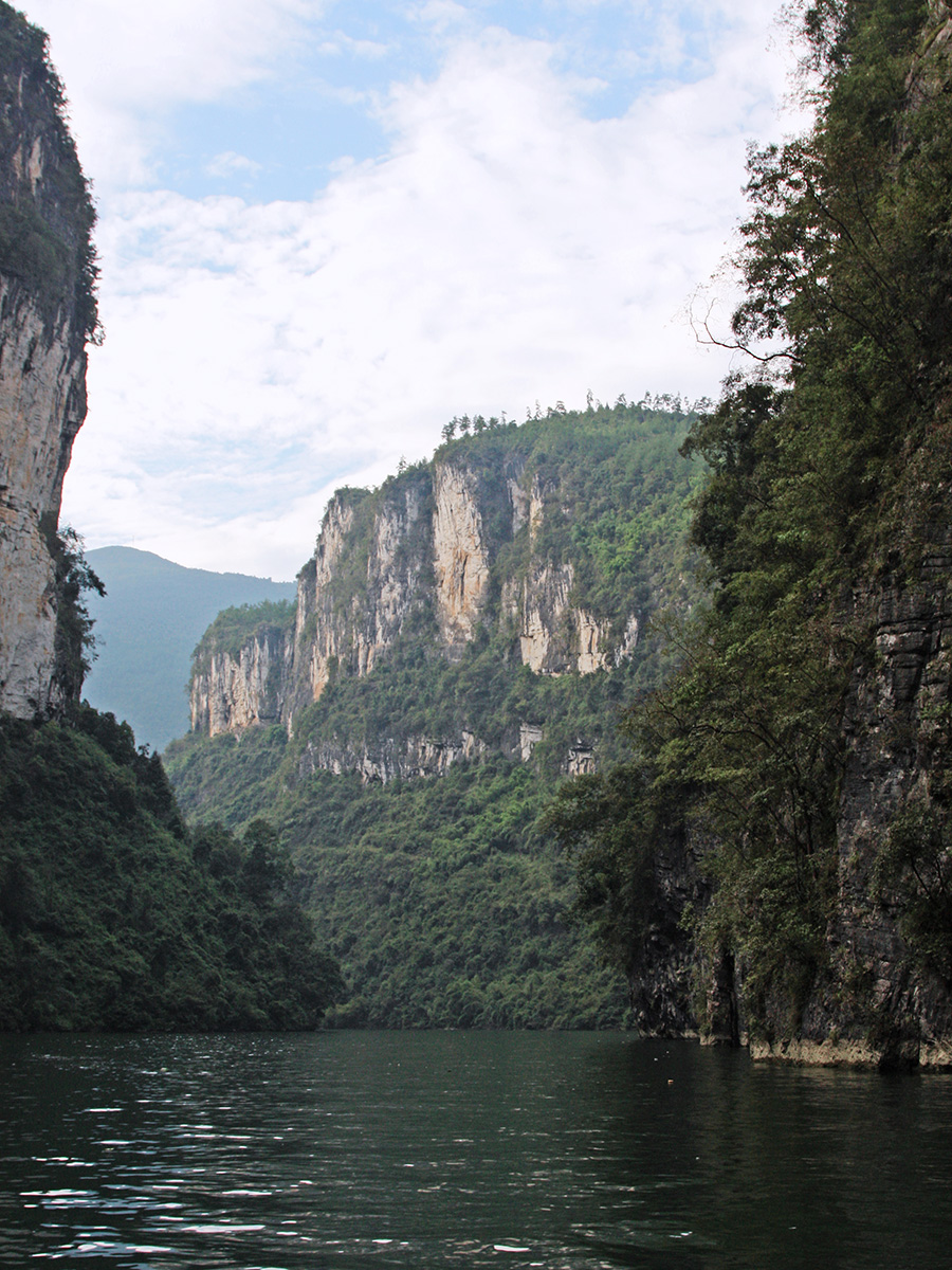 阿蓬江风景区图片