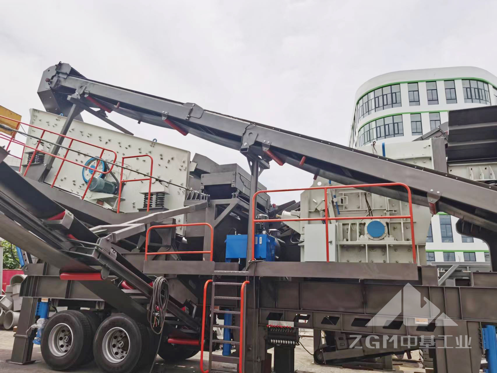 移动破碎站——现代建筑施工的新利器