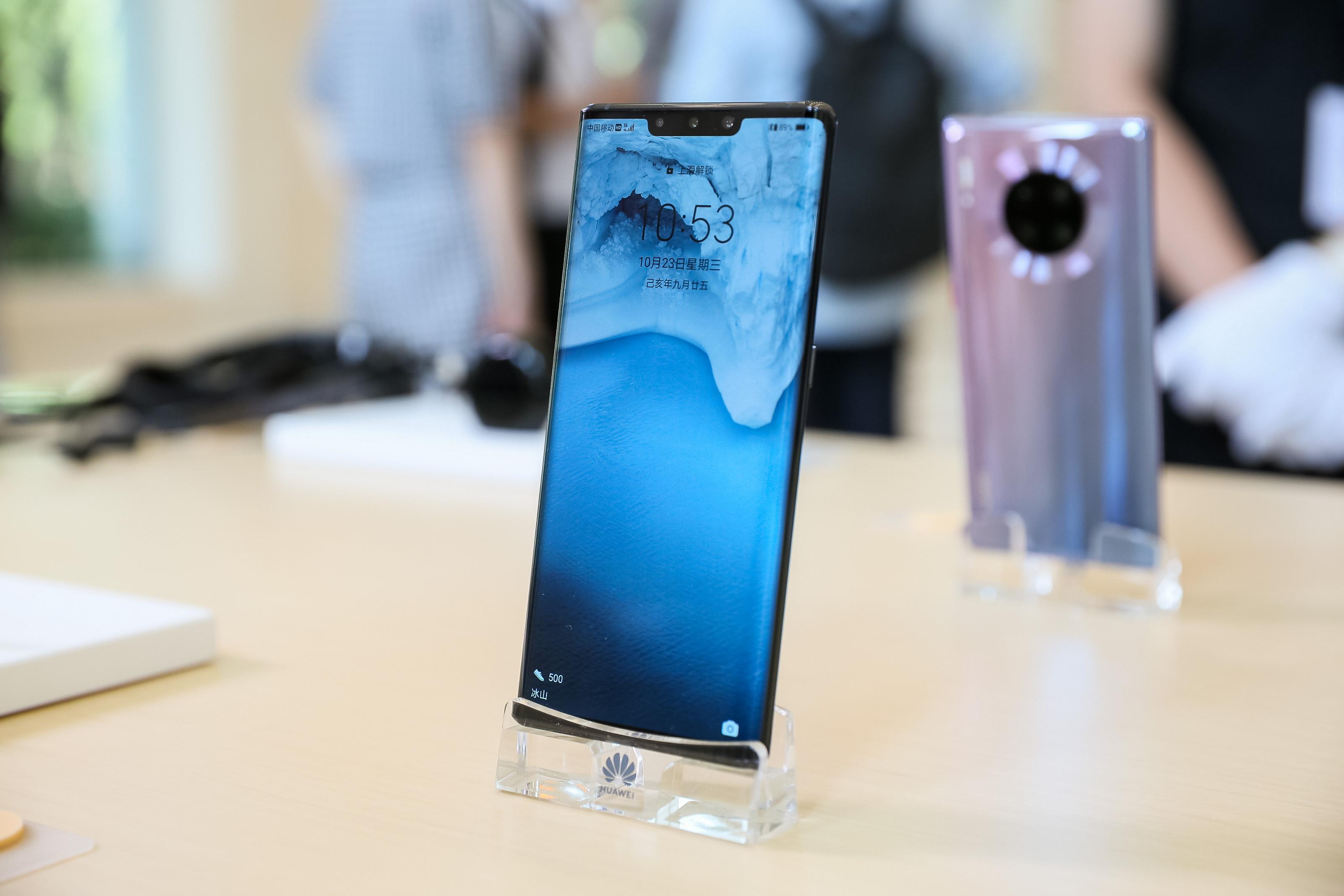 华为mate30与p40对决:哪个才是真正的旗舰之王?