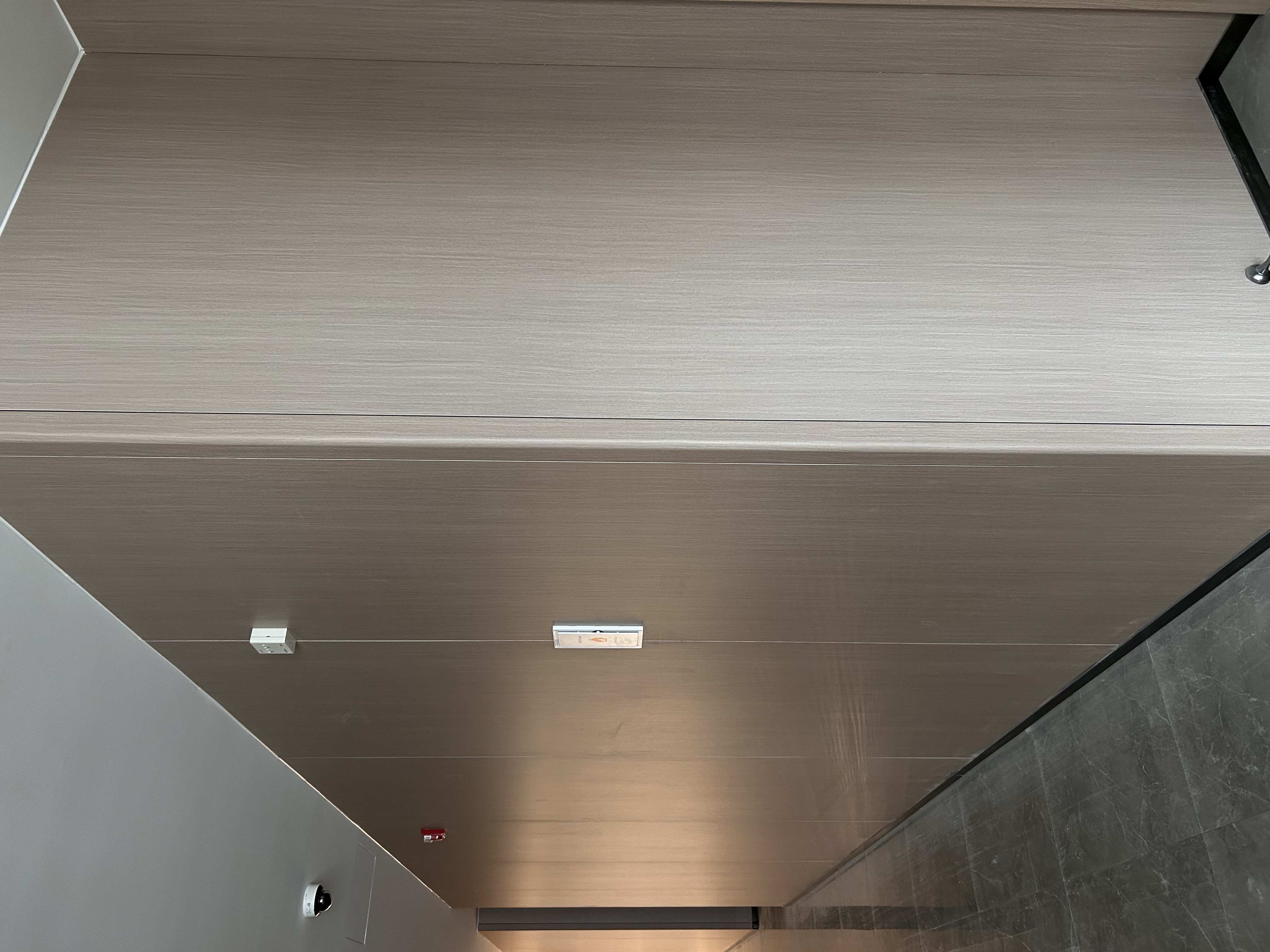 火牛防火墙板:办公室装修安全的卓越之选