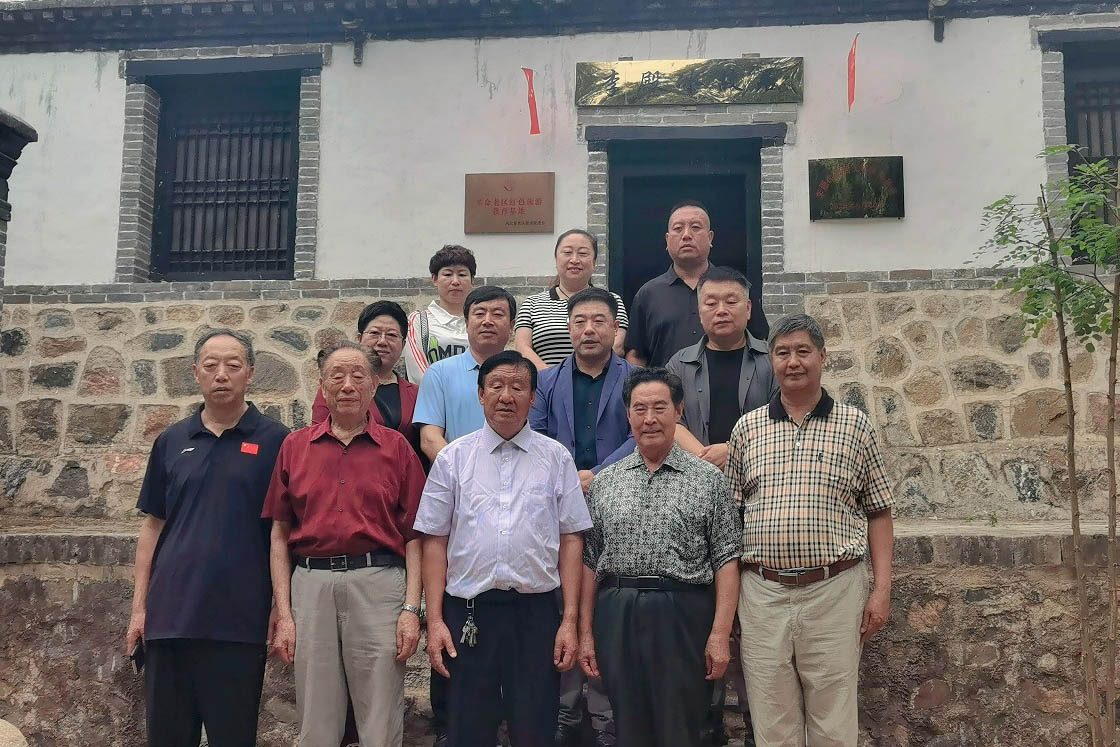 院线电影《麻雀战》摄制组到曲阳开展电影采风活动