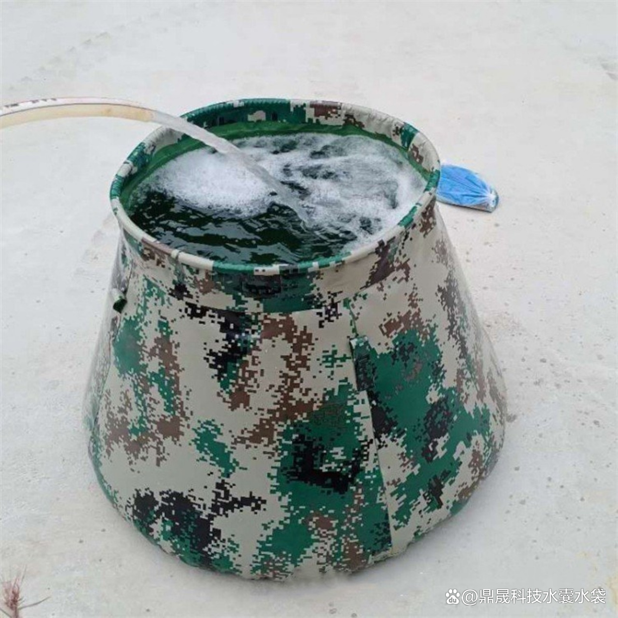 软体油箱和硬油箱的优劣势