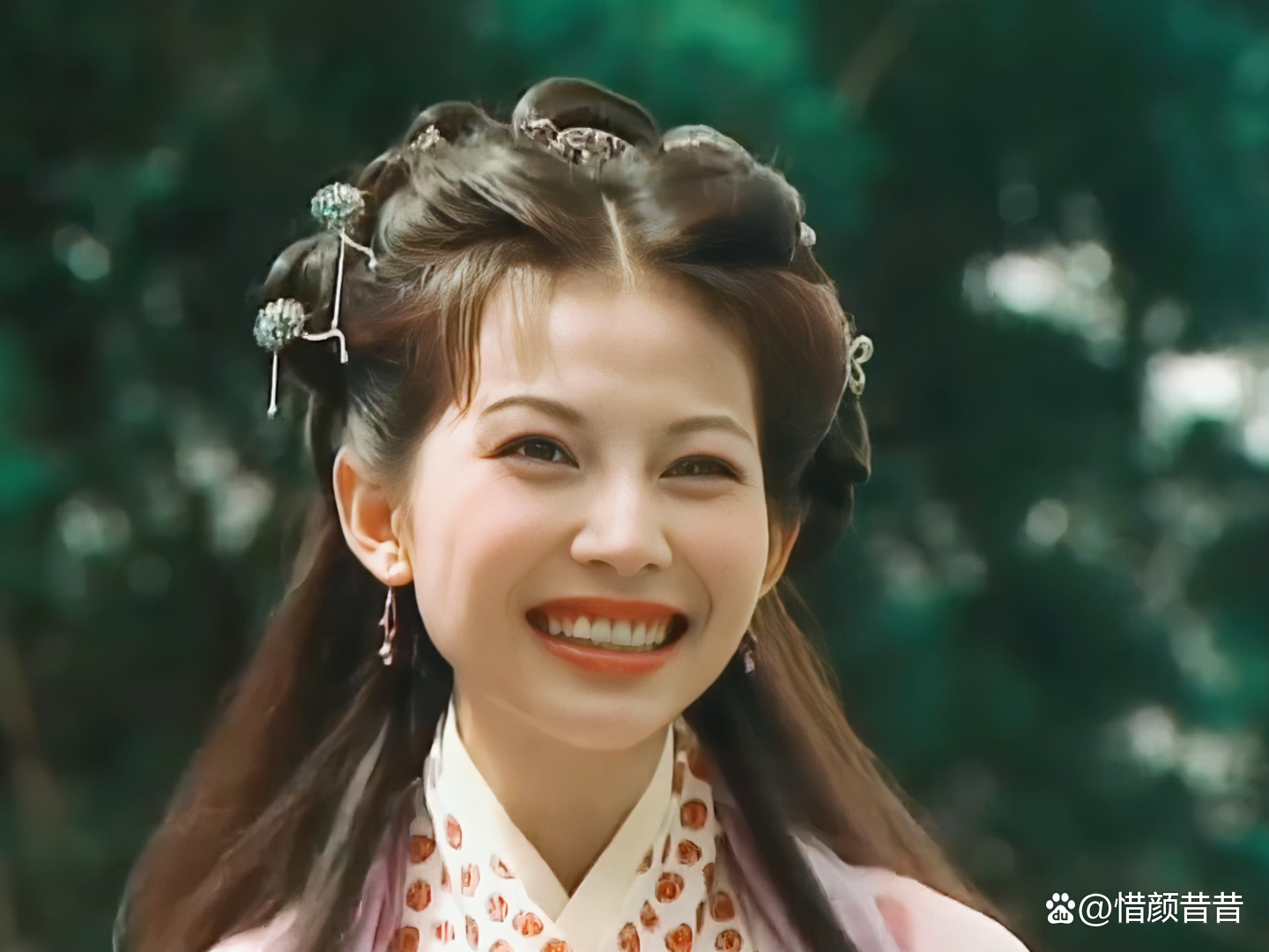 为什么不能抬头看甄宓 为什么不能抬头看甄宓