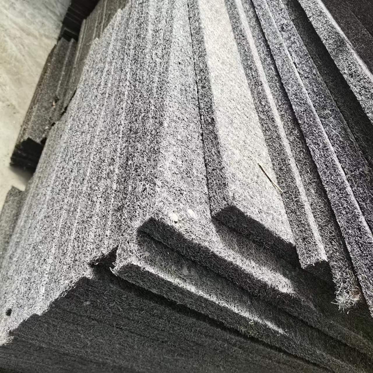 乳化沥青木丝板伸缩缝