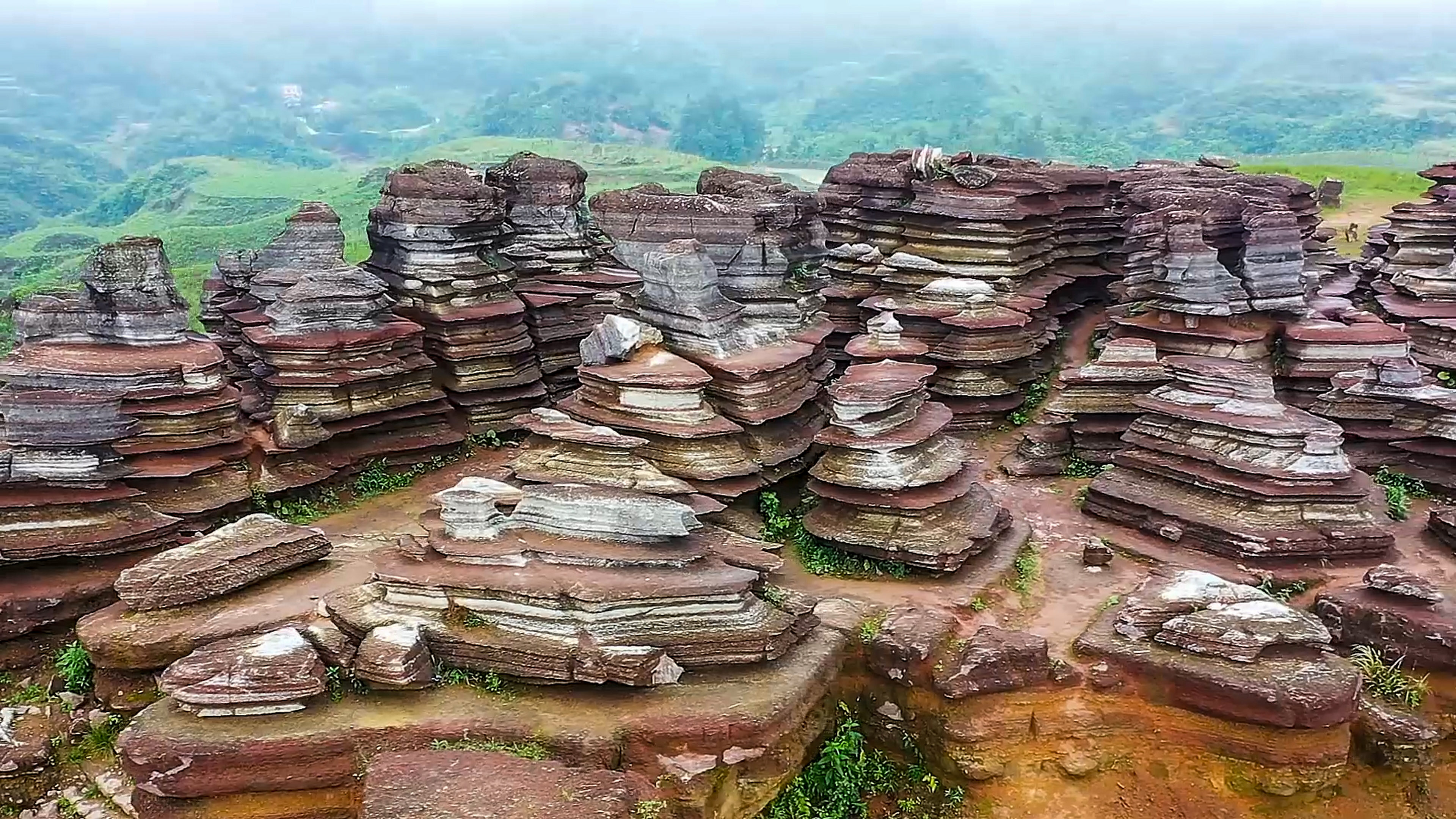 贵州红石林带你领略五千万年前海底世界!太壮观了