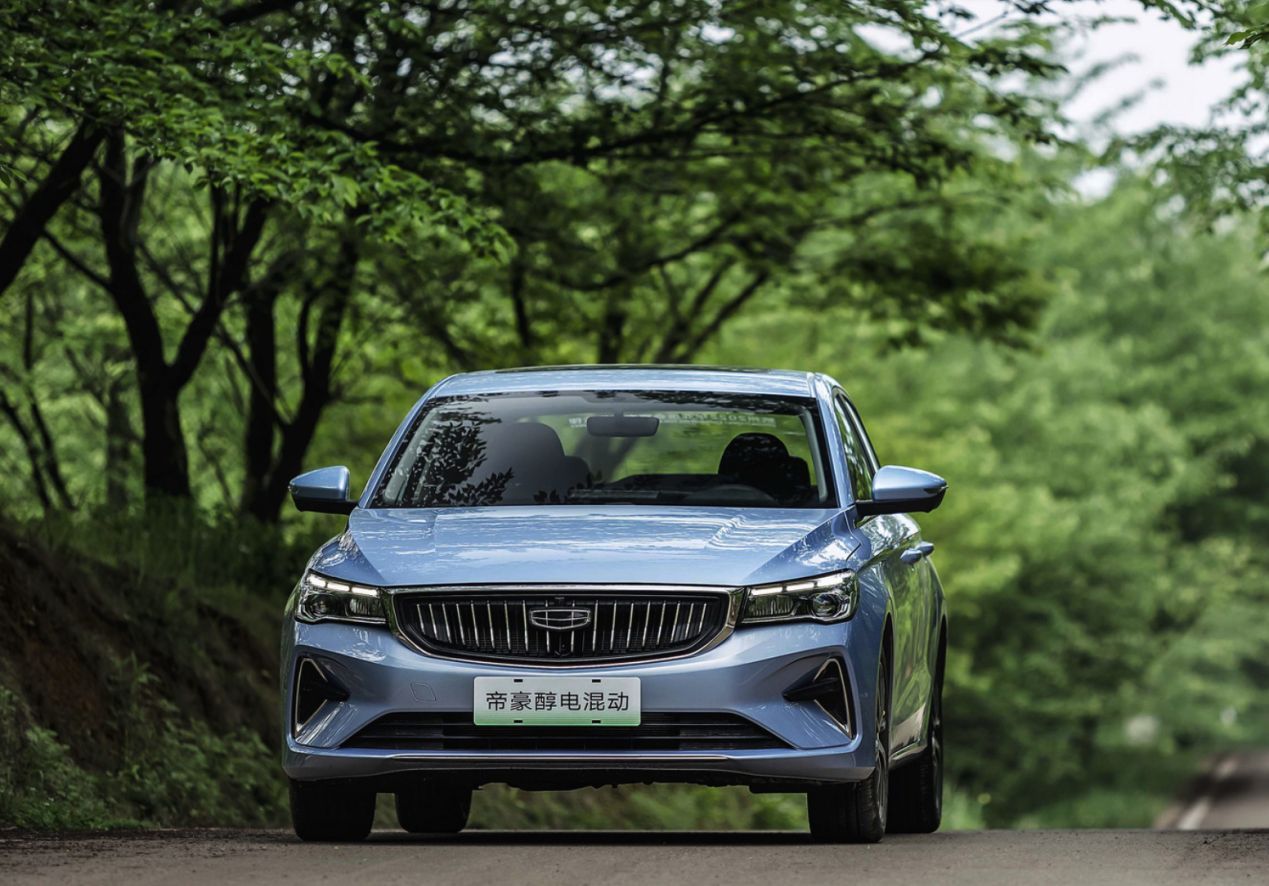 焕新登场 2025款吉利帝豪定档7月6日荣耀上市