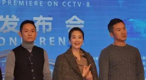 果靖霖:15年前妻子在怀中去世后,54岁至今未娶,对爱情忠贞不渝