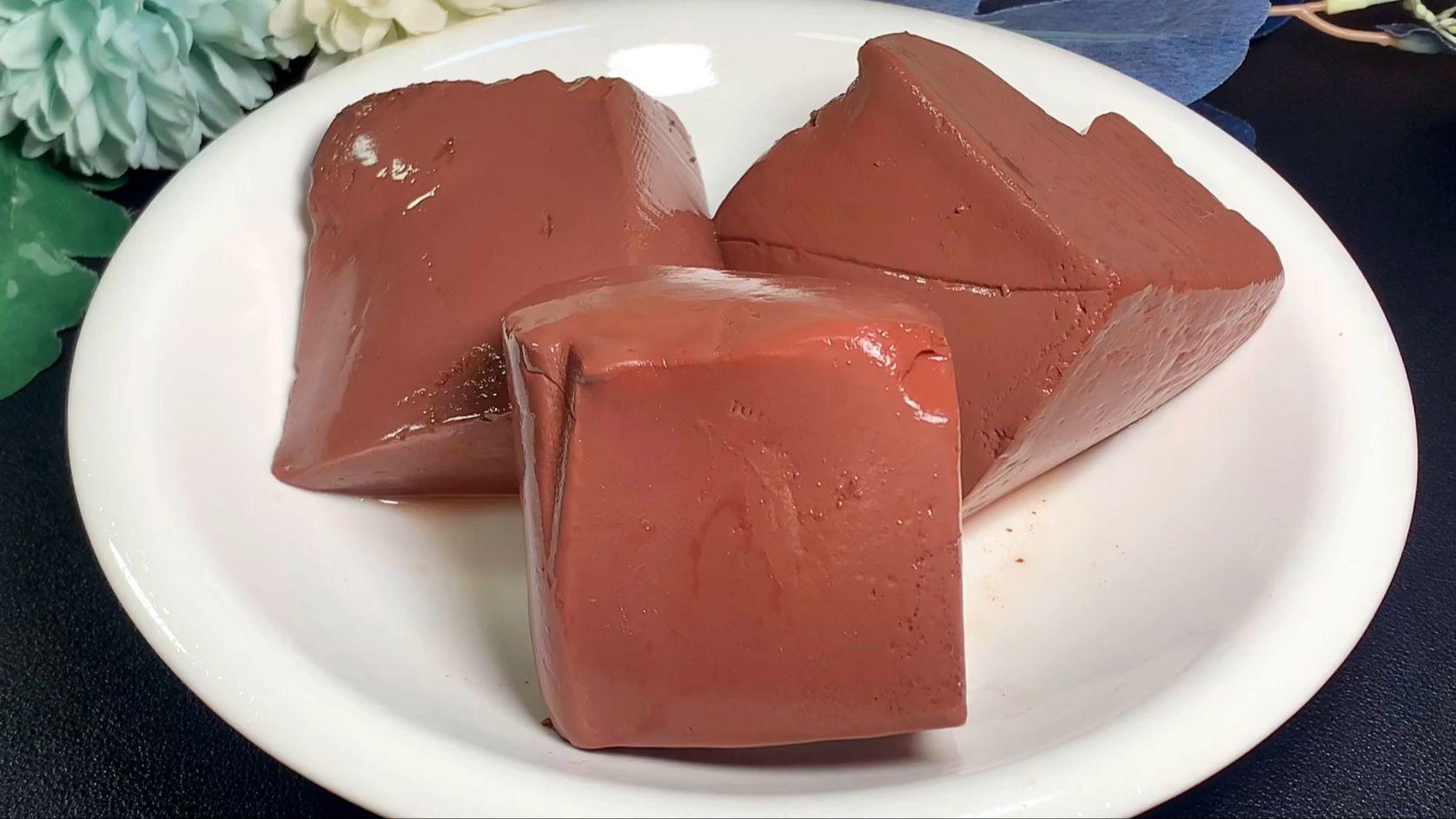 新鲜猪血怎么煮成血块