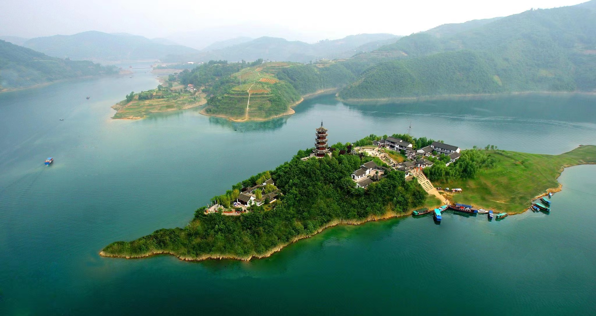 陕西安康周边城市旅游景点有哪些地方是值得推荐的呢