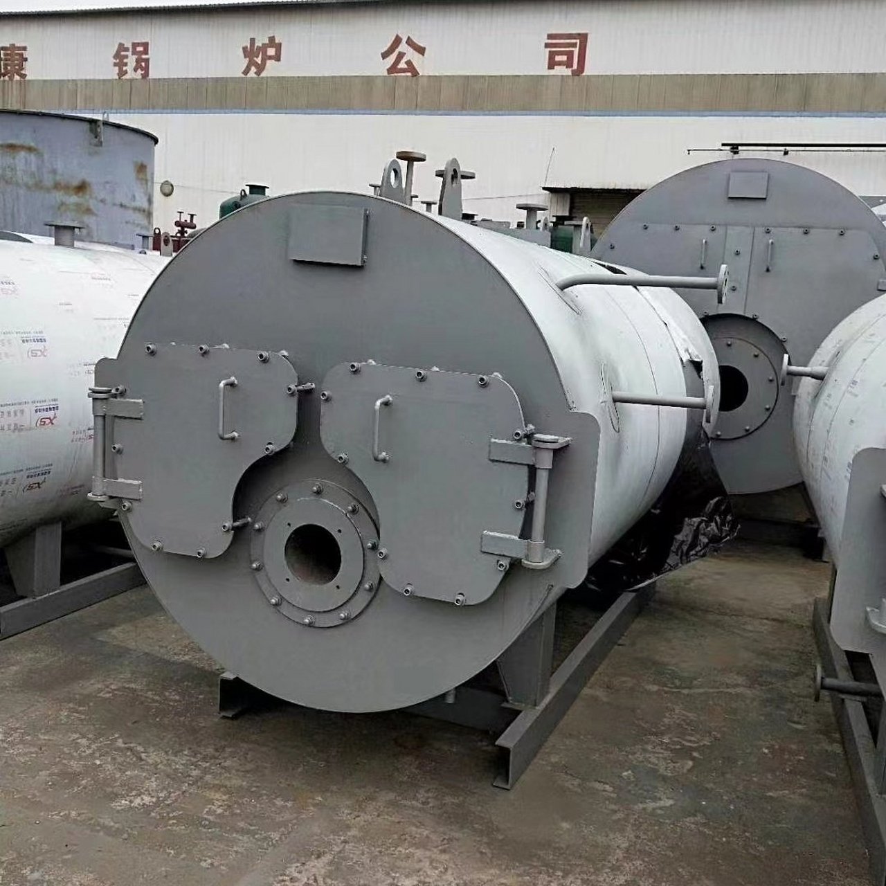 2吨燃气蒸汽锅炉高效环保,采用先进燃烧技术降低能耗和排放.