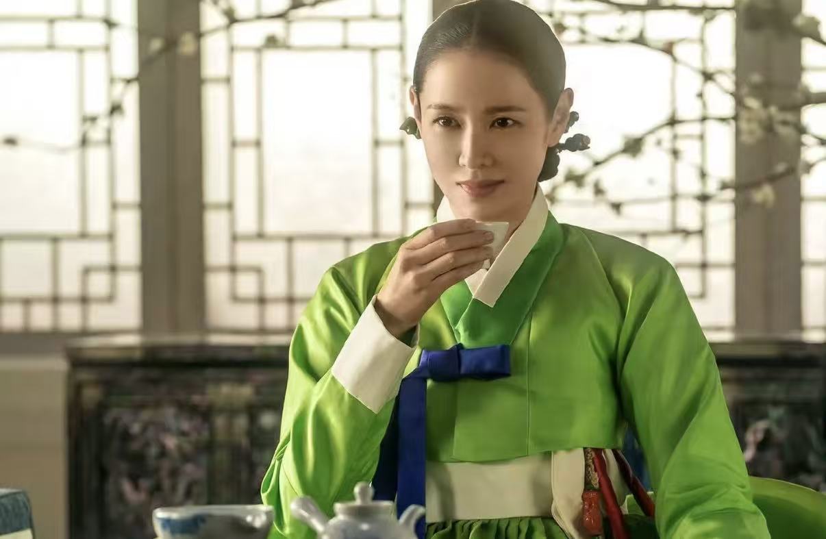 2026韩剧王炸清单!孔刘宋慧乔破局合作,孙艺珍19禁古装封神预定