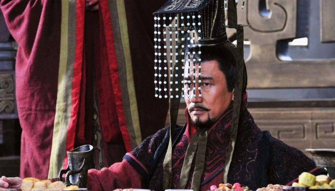 杨坚原是李渊的姨夫,可李渊为啥却夺了他的江山?都是姨母使的坏