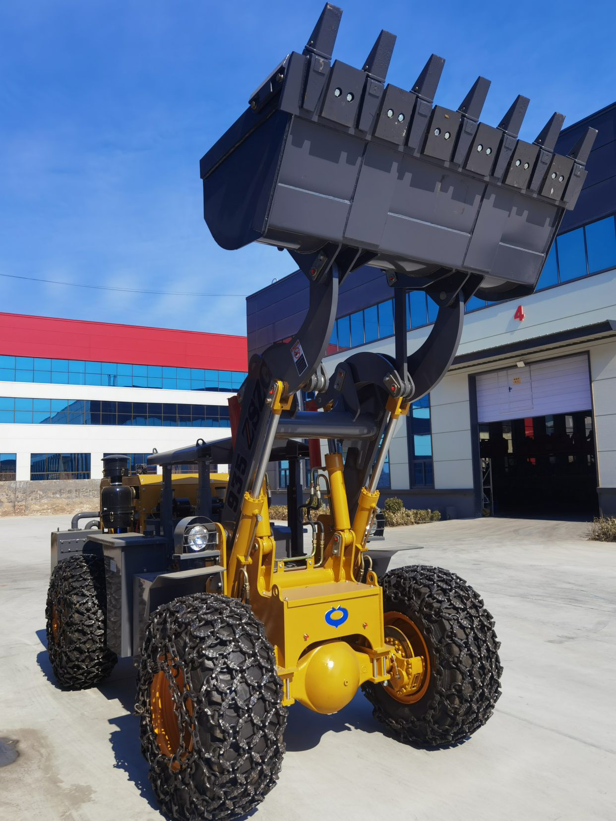 935井下矿用装载机尾气水过滤处理矿井铲车介绍