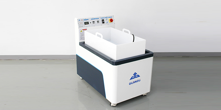 磁力研磨机革新制造业,专家详解其便捷性与成本效益