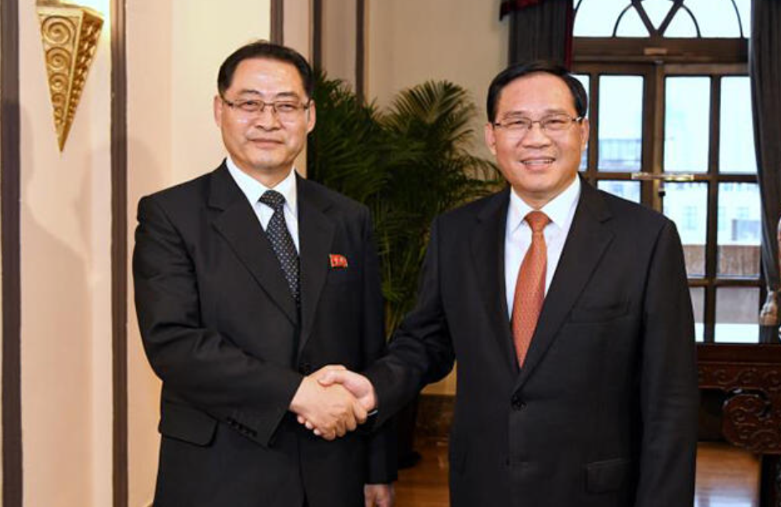 朝鲜高度重视中方访问,朴泰成亲迎亲送,规格超苏林水准