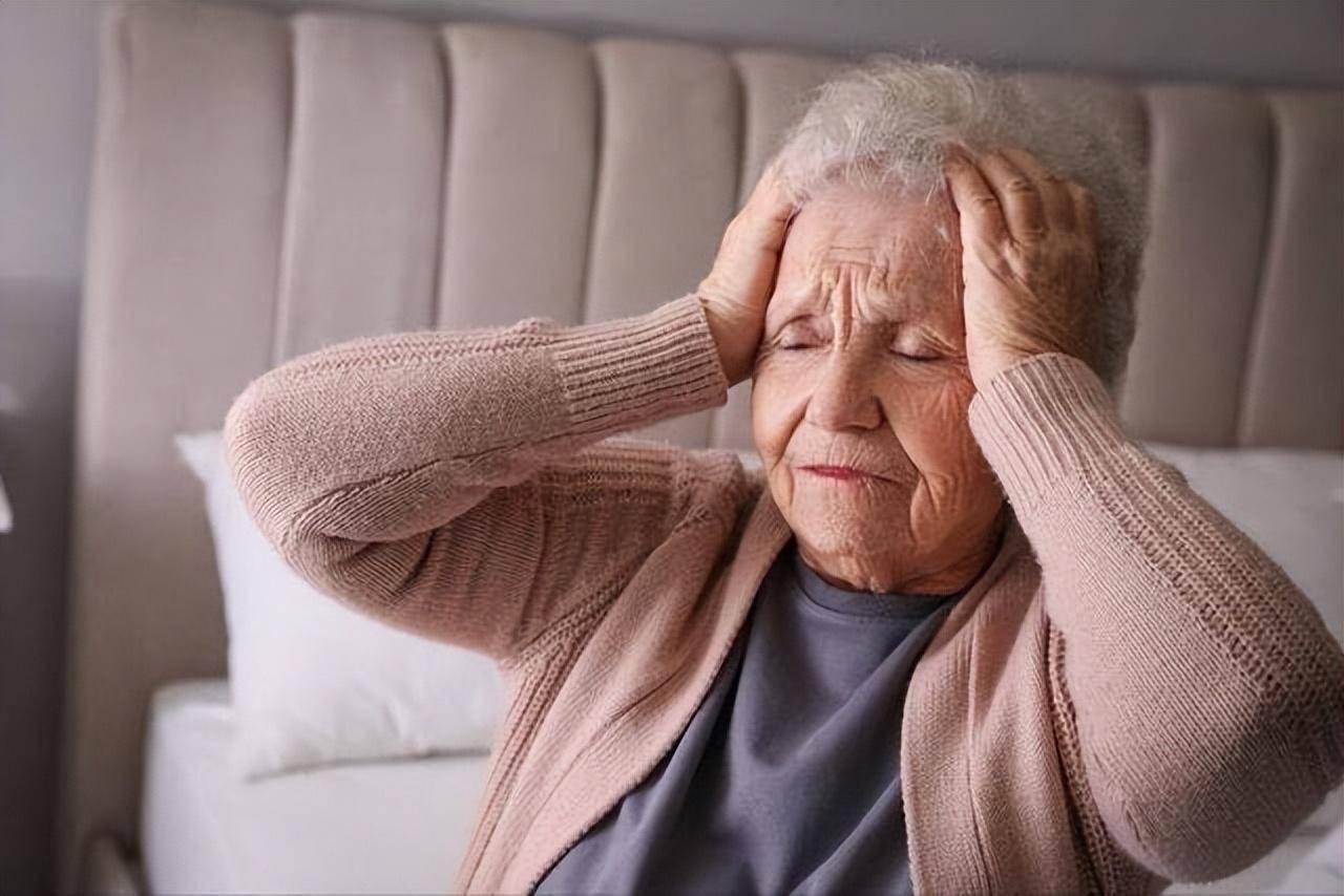 一万人中有多少人活到80岁?活到多少岁算长寿?这个岁数就很好了