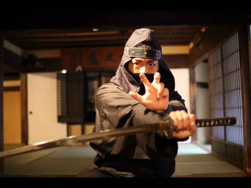 影中的武士:揭开日本忍者的神秘面纱,他们缘何而起,又去往何处
