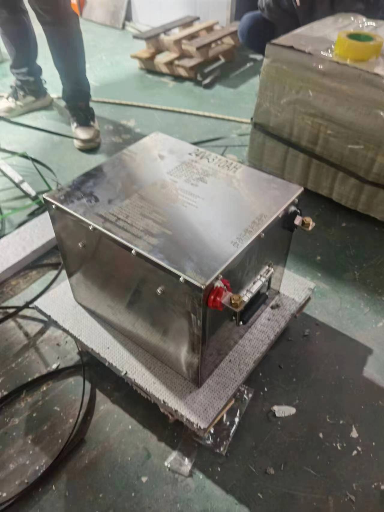 逆变大型电抓鱼船用捕吸鱼逆变器目前最好的打鱼逆变机头抓鱼机器