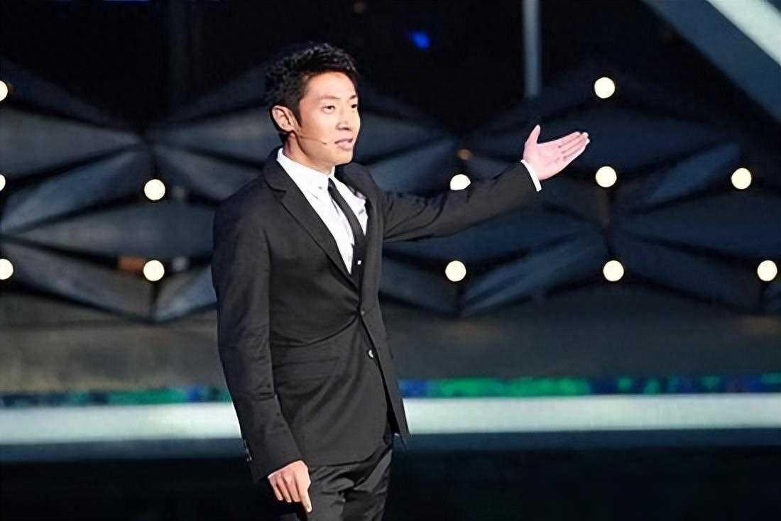 回顾:甩了在一起四年的撒贝宁,爱上千万级富二代,如今现状如何