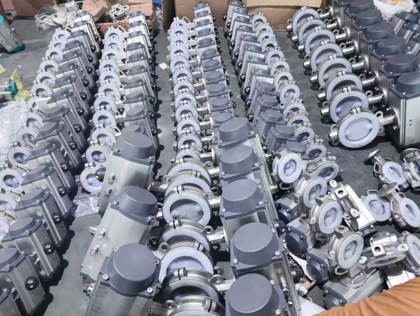 d671f46衬氟气动不锈钢对夹式蝶阀