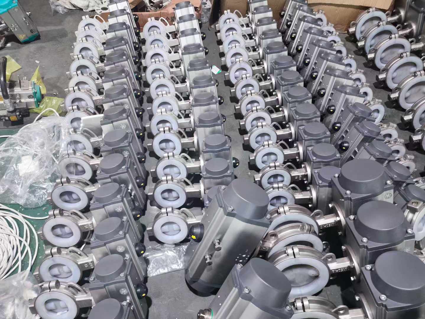 d671f46衬氟气动不锈钢对夹式蝶阀