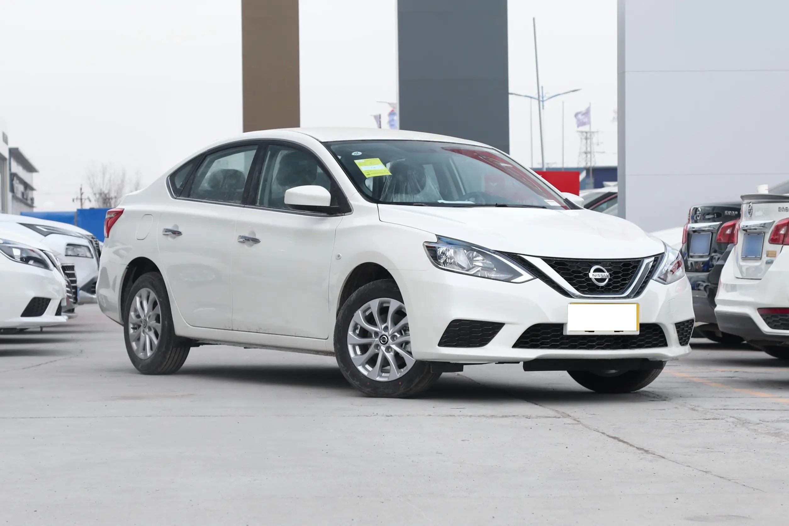 日产轩逸经典优惠3.88万元左右,可靠省油,你会选择买它家用吗?