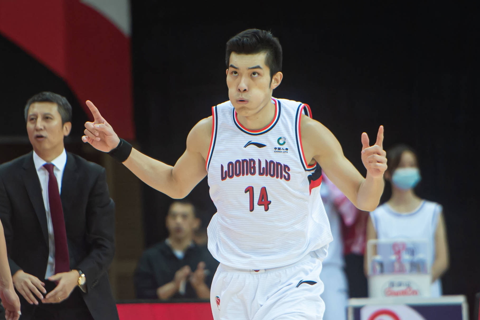 7人合同到期!郭士强心烦意乱,3名弟子必须留,小赵继伟将复出