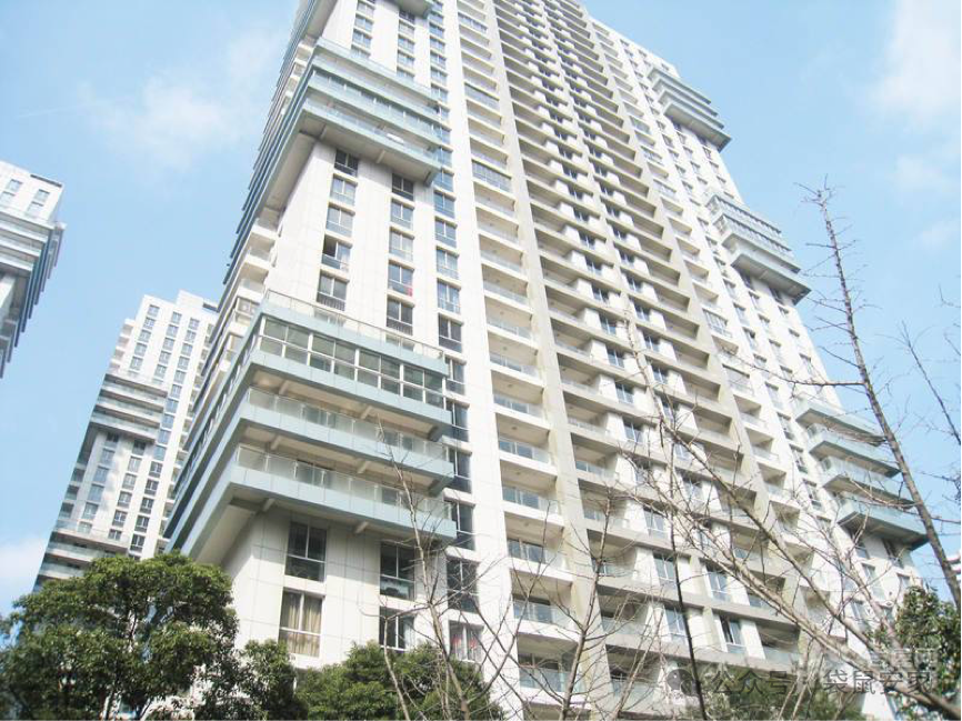 斜土路,汇峰鼎园|4年租约,8.3折成交