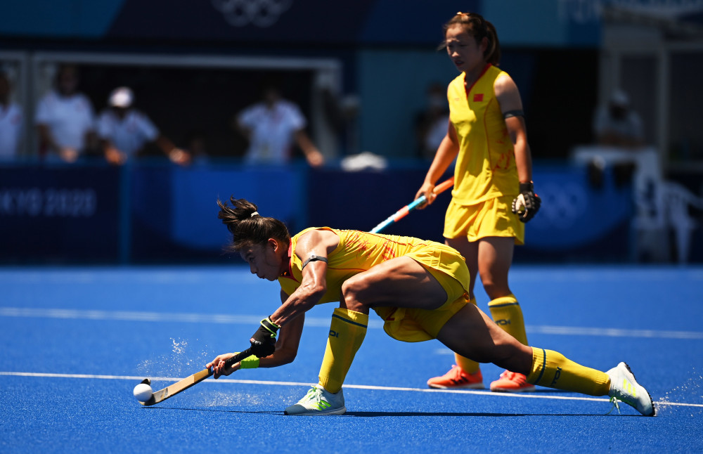 曲棍球女子小组赛:冰山雪莲,中国女曲鹰击日本