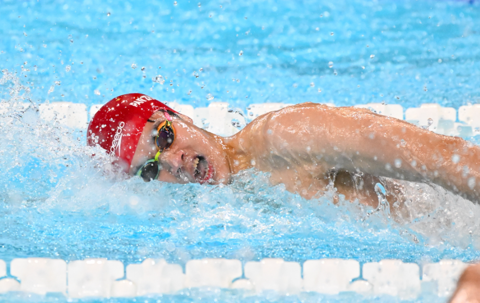 52秒49,30岁徐嘉余仰泳狂飙!26秒54,覃海洋50蛙破赛会纪录!