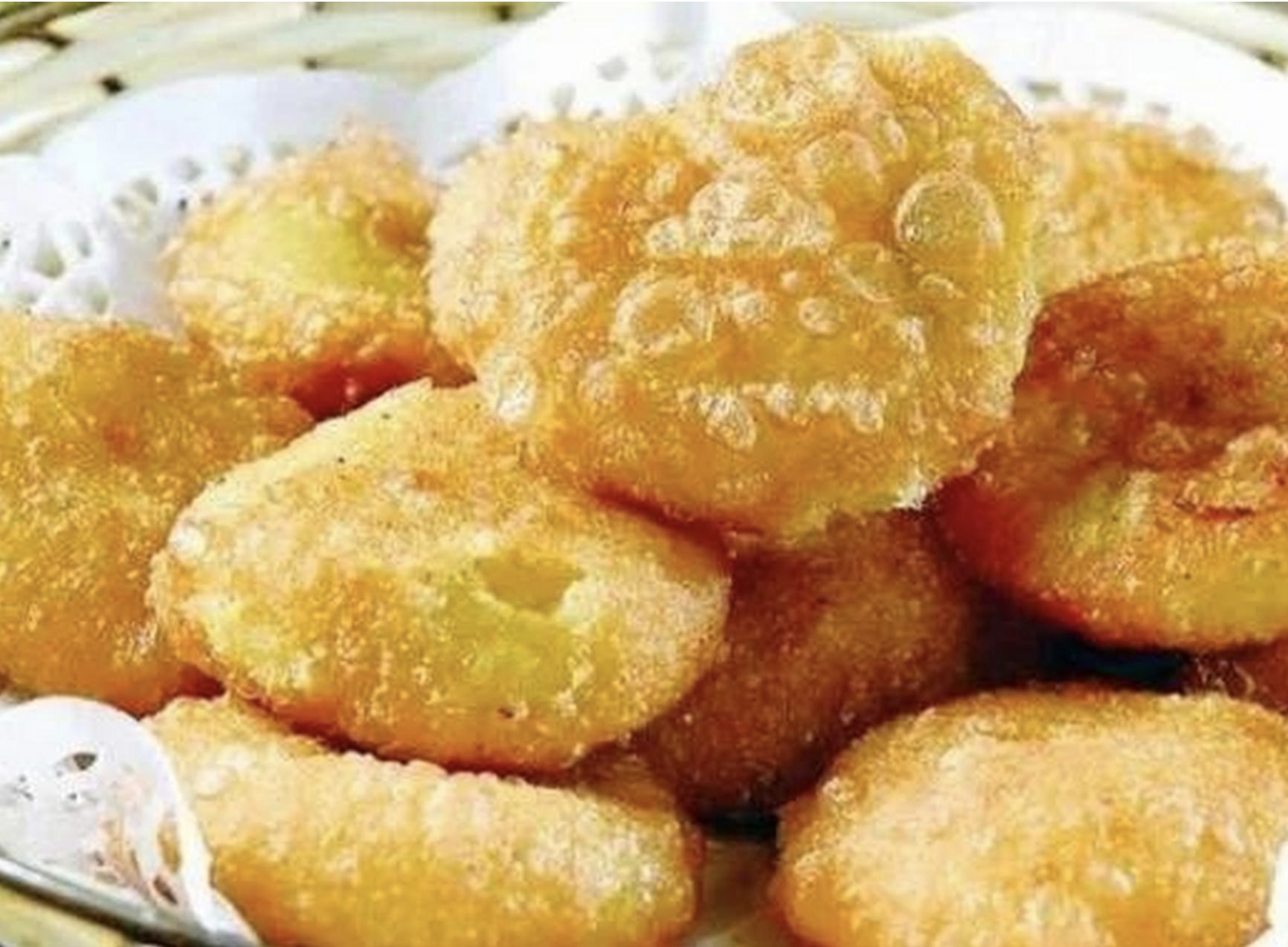 这道传统糕点,不仅承载着晋中人民对美食的热爱与追求,更蕴含着深厚的