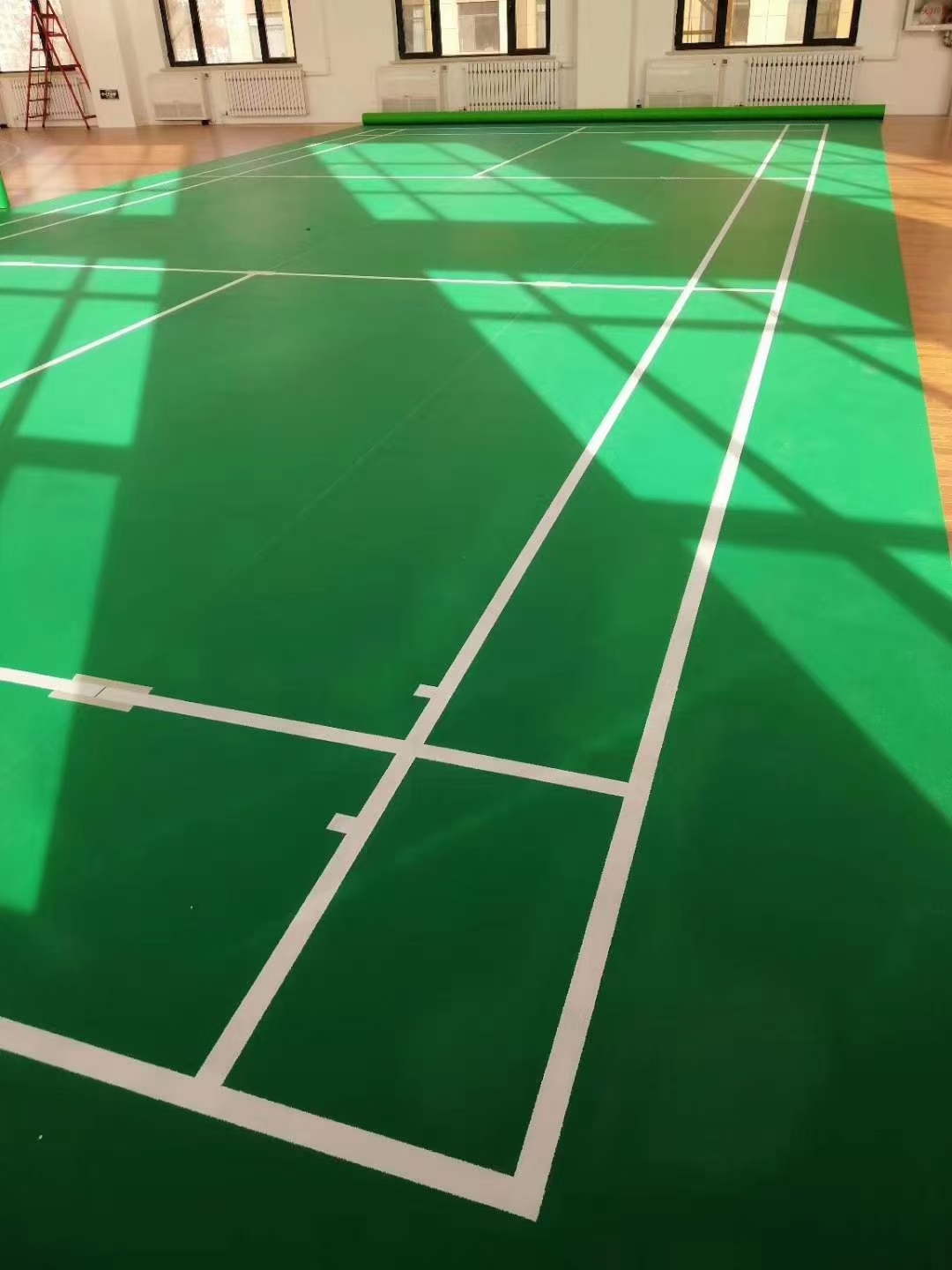 羽毛球场地胶垫室内可移动收卷 pvc运动地板网球排球篮球场地胶