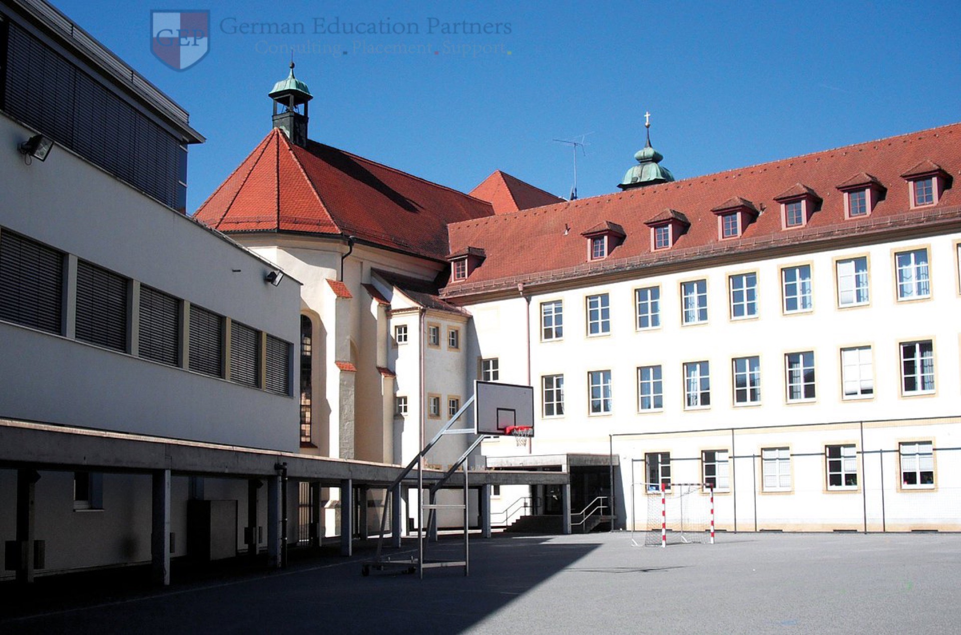 德国不是只有"免费"和"严谨",文理中学更是教育的另一种可能