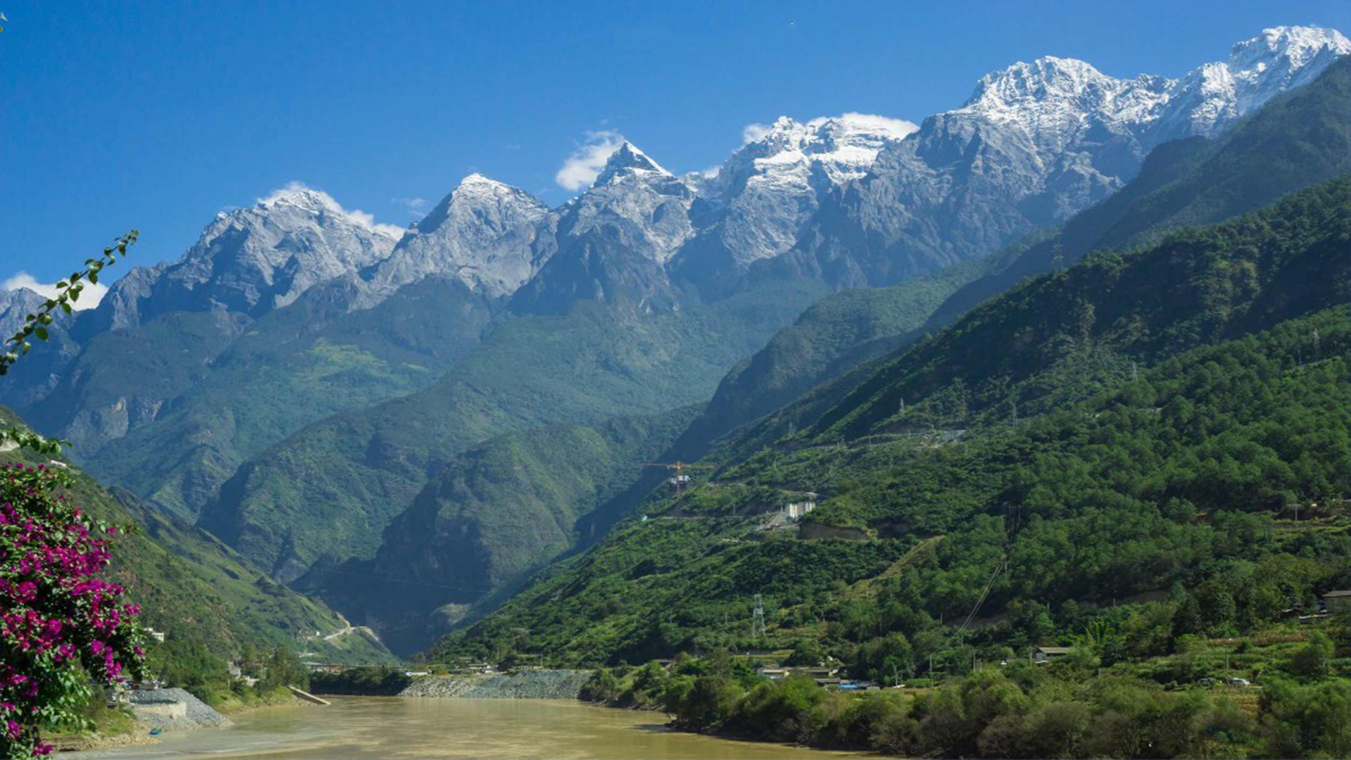 玉龙雪山十三峰全景图片