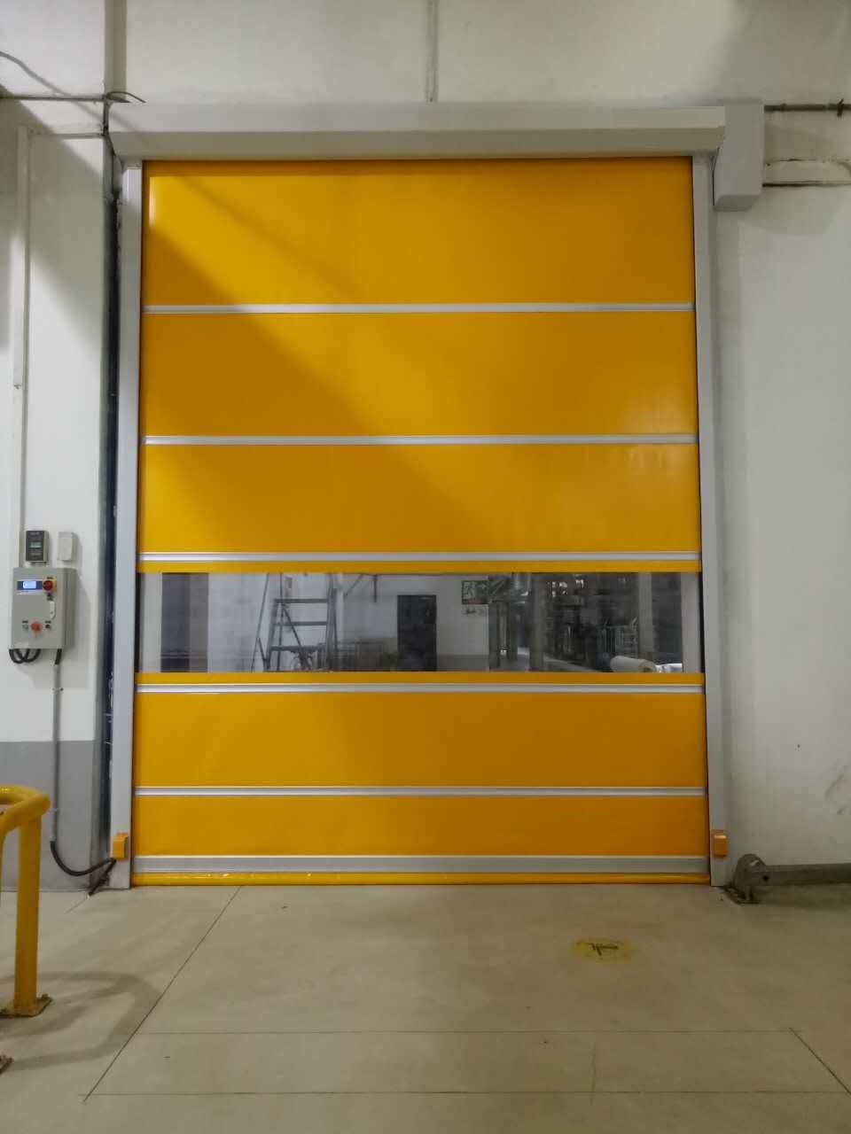 成品仓库快速卷帘门