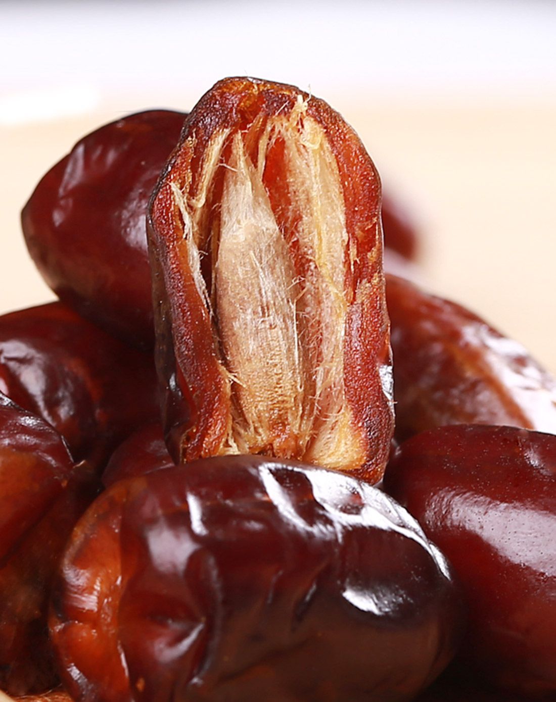 伊朗椰枣进口资料详解:代理进口专员手把手教你探索进口新世界