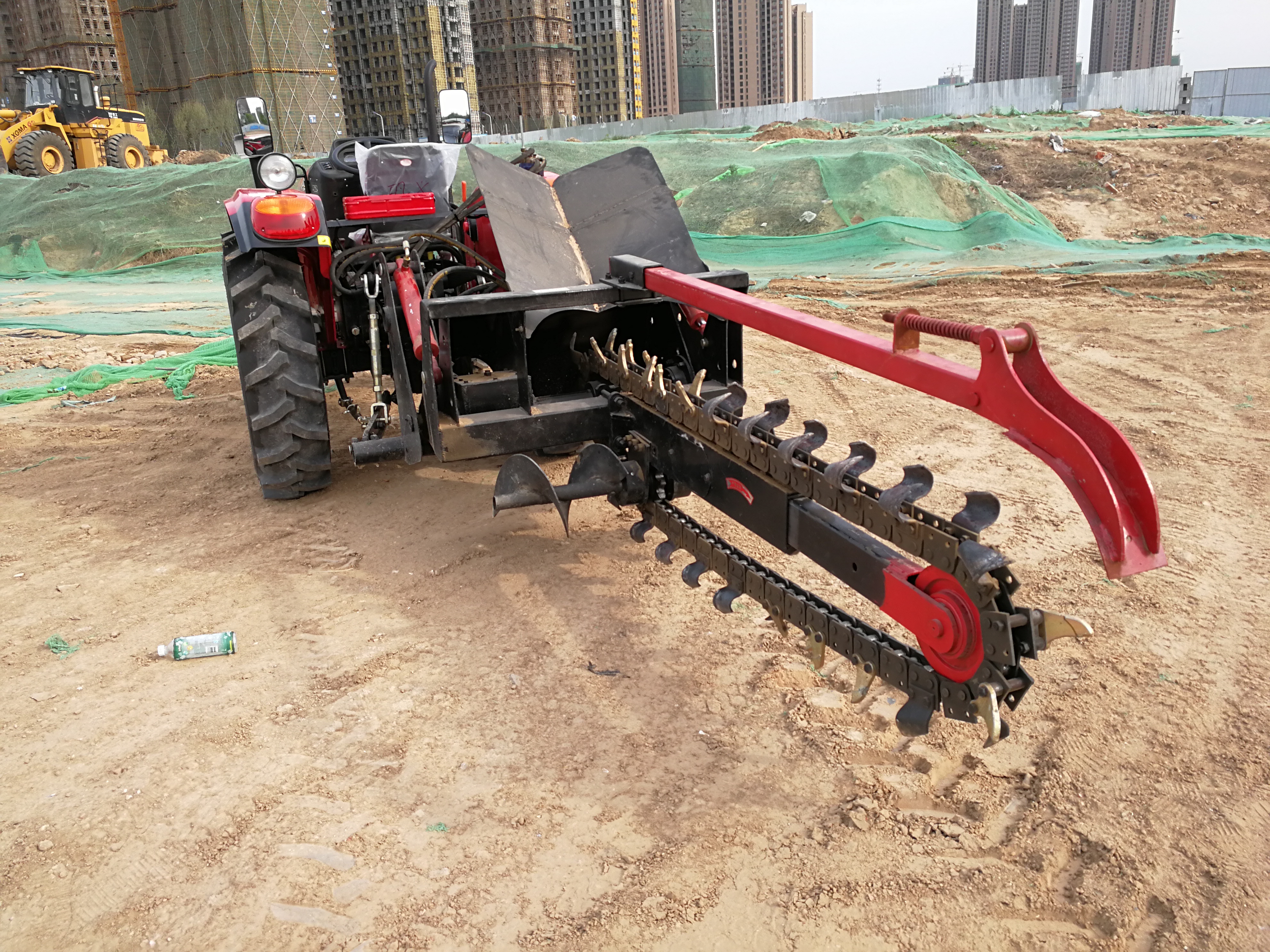 污水管道工程打沟机 农田果园土地开槽机 链条式电缆开沟机