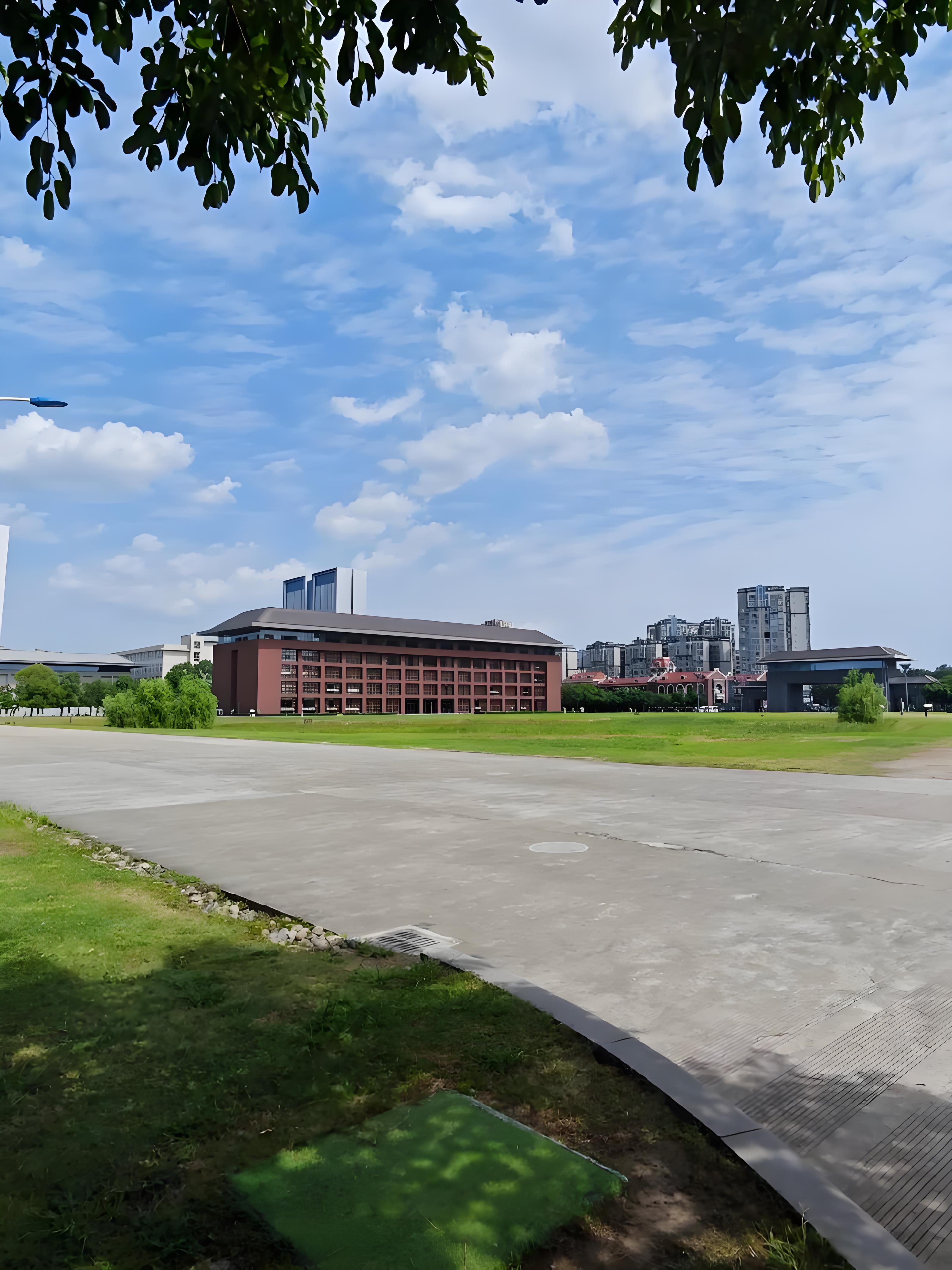 四川大学锦江学院风景图片