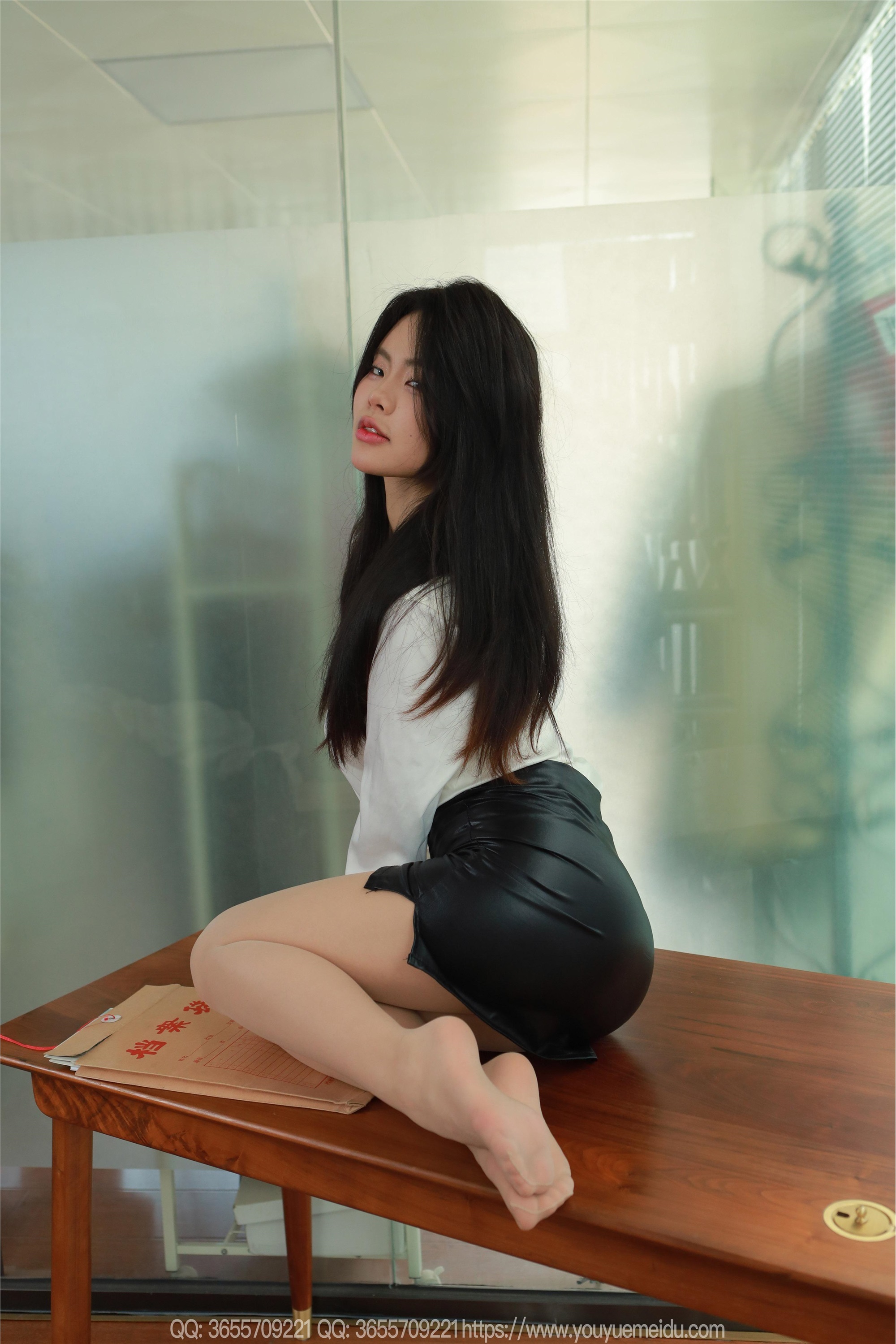 图片[19]-IESS异思趣向 2025.03.19 丝享家 2005 兔兔《白色OL（下）》[79P]-六色网