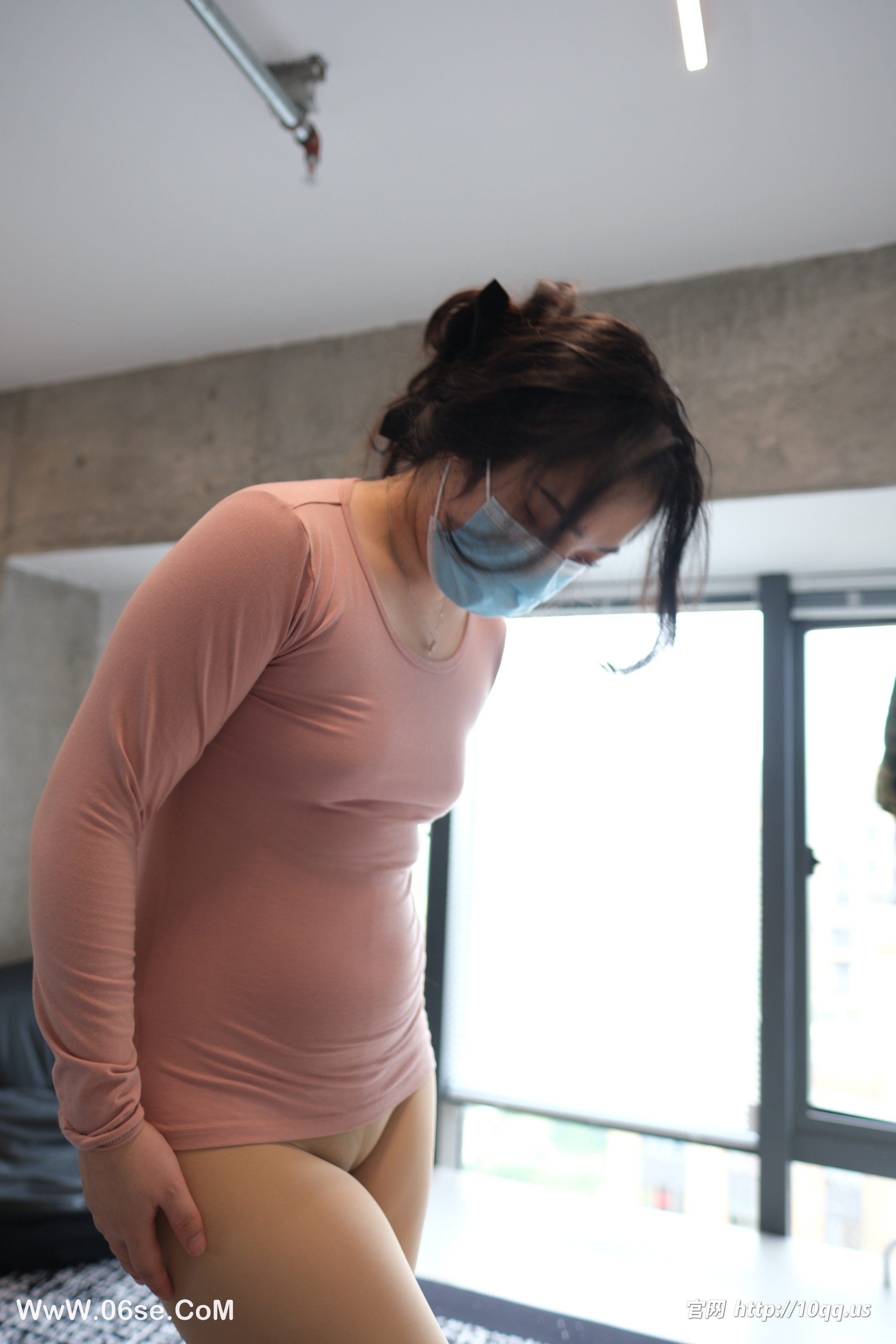 图片[2]-[ROSI写真] 口罩系列 2025.06.17 KZ.3292 [59+1P-100M]-六色网